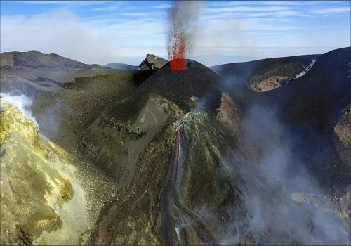 INGVvulcani | Parlare di vulcani nell’era dei social